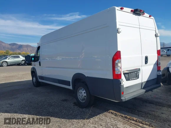 ✅ 2016 Ram ProMaster Cargo • VIN: 3C6URVJG4GE131215 • Lot: 43412499. Listed on IAAI with 171,441 mi. Free auction sales archive from the USA and detailed vehicle history report at DreamBid. Image 3.
