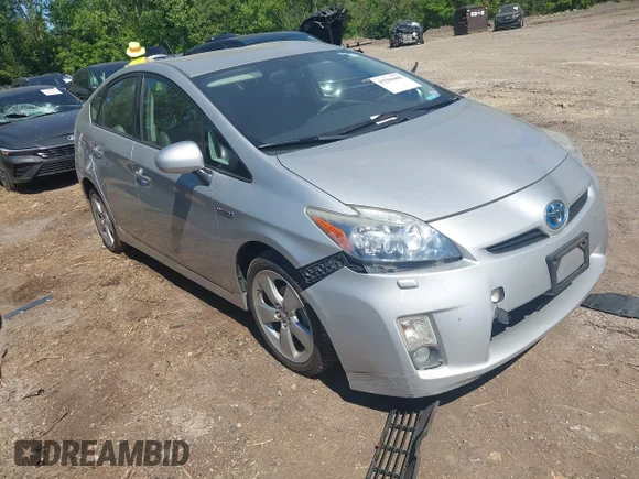 ✅ 2010 Toyota Prius V • VIN: JTDKN3DU9A0184350 • Лот: 45290488. Опубліковано раніше на IAAI з пробігом 252 499 миль. Безкоштовний доступ до архіву аукціонних продажів зі США та докладний звіт про історію автомобіля на DreamBid. Зображення 1.