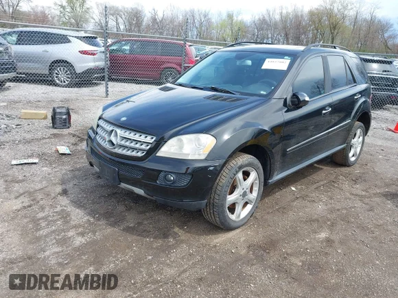 ✅ 2008 Mercedes-Benz M 350 • VIN: 4JGBB86E58A362895 • Lot: 44837802. Wystawiony na IAAI z przebiegiem Nie podano. Bezpłatny archiwum sprzedaży aukcyjnych z USA i szczegółowy raport historii pojazdu na DreamBid. Zdjęcie 2.