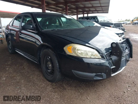 ✅ 2012 Chevrolet Impala Police Police • VIN: 2G1WD5E31C1146374 • Lot: 43156366. Wystawiony na IAAI z przebiegiem 147 711 mil. Bezpłatny archiwum sprzedaży aukcyjnych z USA i szczegółowy raport historii pojazdu na DreamBid. Zdjęcie 1.