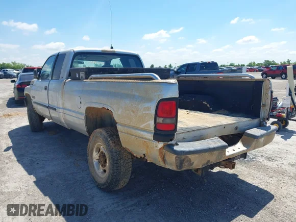 ✅ 2001 Dodge 2500 • VIN: 3B7KF23721G732137 • Lot: 42231801. Listed on IAAI with Not provided. Free auction sales archive from the USA and detailed vehicle history report at DreamBid. Image 3.