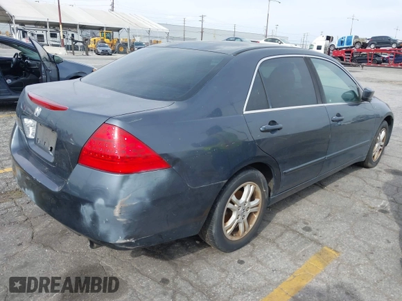 ✅ 2007 Honda Accord LX SE • VIN: JHMCM56367C010961 • Lot: 44842917. Wystawiony na IAAI z przebiegiem 197 667 mil. Bezpłatny archiwum sprzedaży aukcyjnych z USA i szczegółowy raport historii pojazdu na DreamBid. Zdjęcie 4.