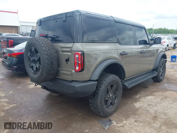 ✅ 2025 Ford Bronco Outer Banks • VIN: 1FMEE8BP1SLB49000 • Лот: 44812564. Опубліковано раніше на IAAI з пробігом 2 719 миль. Безкоштовний доступ до архіву аукціонних продажів зі США та докладний звіт про історію автомобіля на DreamBid. Зображення 4.