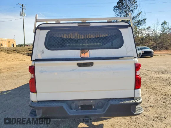 ✅ 2020 Chevrolet Silverado 1500 Work Truck • VIN: 3GCNWAEHXLG232145 • Lot: 79812655. Wystawiony na Copart z przebiegiem 118 372 mil. Bezpłatny archiwum sprzedaży aukcyjnych z USA i szczegółowy raport historii pojazdu na DreamBid. Zdjęcie 6.