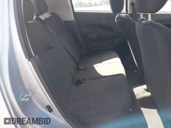 ✅ 2020 Mitsubishi Mirage ES • VIN: ML32A3HJ1LH005267 • Lot: 44999236. Wystawiony na IAAI z przebiegiem 89 317 mil. Bezpłatny archiwum sprzedaży aukcyjnych z USA i szczegółowy raport historii pojazdu na DreamBid. Zdjęcie 8.