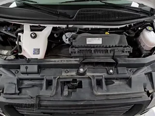 ✅ 2024 GMC Savana Cargo • VIN: 1GTW7AFP0R1159964 • Lot: 87468465. Wystawiony na Copart z przebiegiem 14 582 mil. Bezpłatny archiwum sprzedaży aukcyjnych z USA i szczegółowy raport historii pojazdu na DreamBid. Zdjęcie 14.