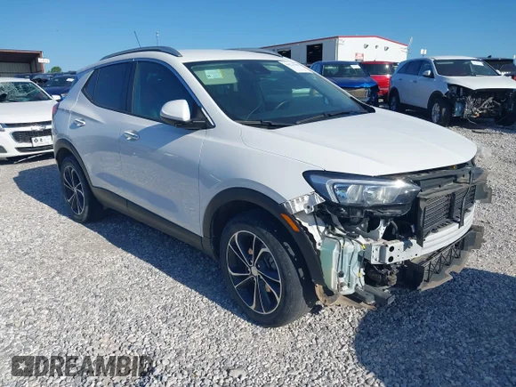 ✅ 2023 Buick Encore GX Select • VIN: KL4MMDS27PB152880 • Лот: 44221398. Опубліковано раніше на IAAI з пробігом 49 534 миль. Безкоштовний доступ до архіву аукціонних продажів зі США та докладний звіт про історію автомобіля на DreamBid. Зображення 1.