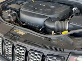 ✅ 2017 Jeep Grand Cherokee Limited • VIN: 1C4RJFBGXHC861214 • Лот: 96277665. Опубликован ранее на Copart с пробегом 98 685 миль. Бесплатный доступ к архиву аукционных продаж из США и подробный отчёт об истории автомобиля на DreamBid. Изображение 11.