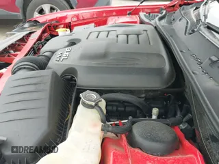 ✅ 2022 Dodge Challenger GT • VIN: 2C3CDZKG5NH223738 • Lot: 42439638. Listed on IAAI with 49,885 mi. Free auction sales archive from the USA and detailed vehicle history report at DreamBid. Image 19.