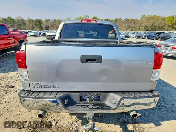 ✅ 2011 Toyota Tundra • VIN: 5TFEY5F16BX102604 • Lot: 45785186. Wystawiony na Copart z przebiegiem 345 905 mil. Bezpłatny archiwum sprzedaży aukcyjnych z USA i szczegółowy raport historii pojazdu na DreamBid. Zdjęcie 6.