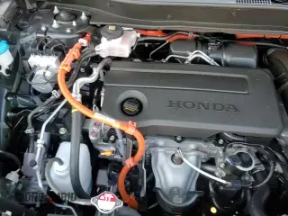 ✅ 2025 Honda CR-V Sport-L • VIN: 7FARS6H89SE085525 • Лот: 86622015. Опубликован ранее на Copart с пробегом 6 105 миль. Бесплатный доступ к архиву аукционных продаж из США и подробный отчёт об истории автомобиля на DreamBid. Изображение 16.