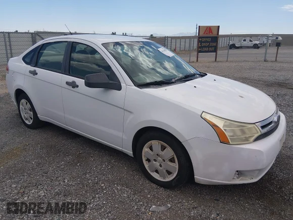 ✅ 2008 Ford Focus S • VIN: 1FAHP34N08W265084 • Lot: 45114829. Wystawiony na IAAI z przebiegiem 250 986 mil. Bezpłatny archiwum sprzedaży aukcyjnych z USA i szczegółowy raport historii pojazdu na DreamBid. Zdjęcie 1.