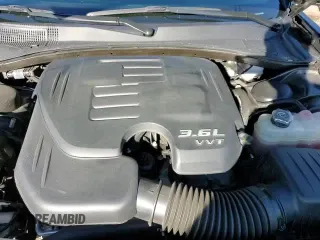 ✅ 2023 Chrysler 300 S • VIN: 2C3CCABG1PH501090 • Lot: 83870845. Wystawiony na Copart z przebiegiem 48 067 mil. Bezpłatny archiwum sprzedaży aukcyjnych z USA i szczegółowy raport historii pojazdu na DreamBid. Zdjęcie 14.