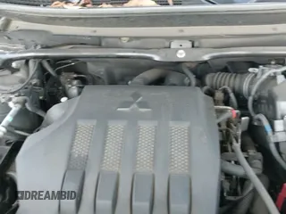 ✅ 2018 Mitsubishi Eclipse Cross LE • VIN: JA4AT4AA5JZ062561 • Лот: 41572618. Опубликован ранее на IAAI с пробегом 95 716 миль. Бесплатный доступ к архиву аукционных продаж из США и подробный отчёт об истории автомобиля на DreamBid. Изображение 20.