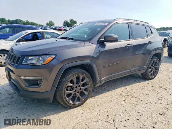 ✅ 2021 Jeep Compass 80th Anniversary • VIN: 3C4NJDEB0MT563207 • Lot: 85772385. Wystawiony na Copart z przebiegiem 72 007 mil. Bezpłatny archiwum sprzedaży aukcyjnych z USA i szczegółowy raport historii pojazdu na DreamBid. Zdjęcie 1.