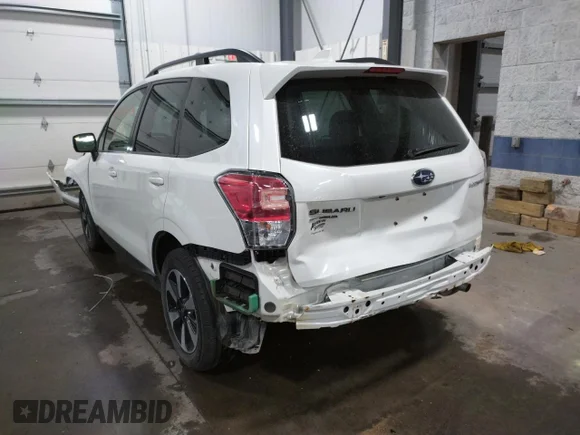 ✅ 2018 Subaru Forester Premium • VIN: JF2SJAEC9JG573763 • Лот: 65629522. Опубликован ранее на Copart с пробегом 48 376 миль. Бесплатный доступ к архиву аукционных продаж из США и подробный отчёт об истории автомобиля на DreamBid. Изображение 3.