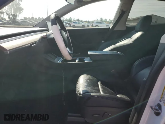 ✅ 2021 Tesla Model Y Long Range • VIN: 5YJYGDEE3MF142070 • Lot: 73829354. Listed on Copart with Not provided. Free auction sales archive from the USA and detailed vehicle history report at DreamBid. Image 7.