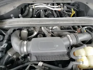 ✅ 2022 Lincoln Aviator Standard • VIN: 5LM5J6XC7NGL19585 • Lot: 91070875. Listed on Copart with 106,566 mi. Free auction sales archive from the USA and detailed vehicle history report at DreamBid. Image 15.