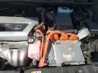 ✅ 2021 Lexus NX 300h • VIN: JTJDJRDZ8M2163613 • Lot: 70531755. Wystawiony na Copart z przebiegiem 18 585 mil. Bezpłatny archiwum sprzedaży aukcyjnych z USA i szczegółowy raport historii pojazdu na DreamBid. Zdjęcie 14.