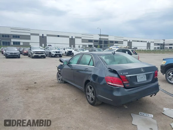 ✅ 2014 Mercedes-Benz E 350 Sport • VIN: WDDHF5KB8EA832982 • Лот: 45131935. Опубликован ранее на IAAI с пробегом 84 124 миль. Бесплатный доступ к архиву аукционных продаж из США и подробный отчёт об истории автомобиля на DreamBid. Изображение 3.