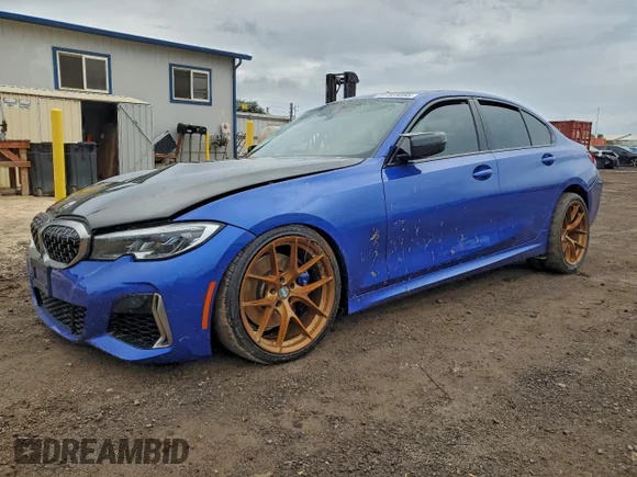 ✅ 2020 BMW 3 Series M340i • VIN: 3MW5U7J04L8B28203 • Лот: 97325055. Опубликован ранее на Copart с пробегом 30 017 миль. Бесплатный доступ к архиву аукционных продаж из США и подробный отчёт об истории автомобиля на DreamBid. Изображение 1.