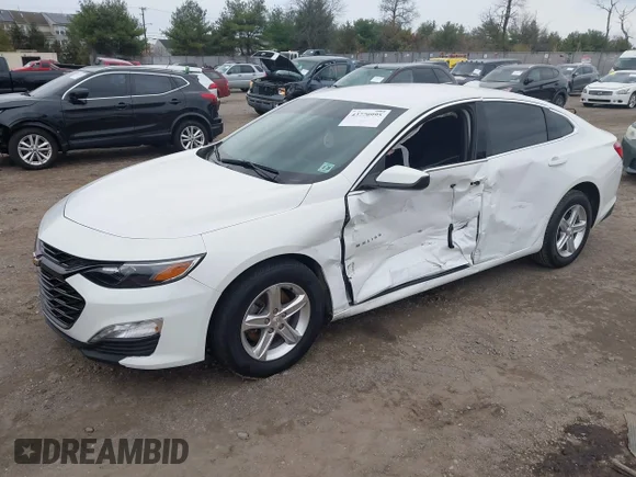 ✅ 2024 Chevrolet Malibu LT • VIN: 1G1ZD5ST8RF130451 • Lot: 43770995. Wystawiony na IAAI z przebiegiem 39 707 mil. Bezpłatny archiwum sprzedaży aukcyjnych z USA i szczegółowy raport historii pojazdu na DreamBid. Zdjęcie 2.