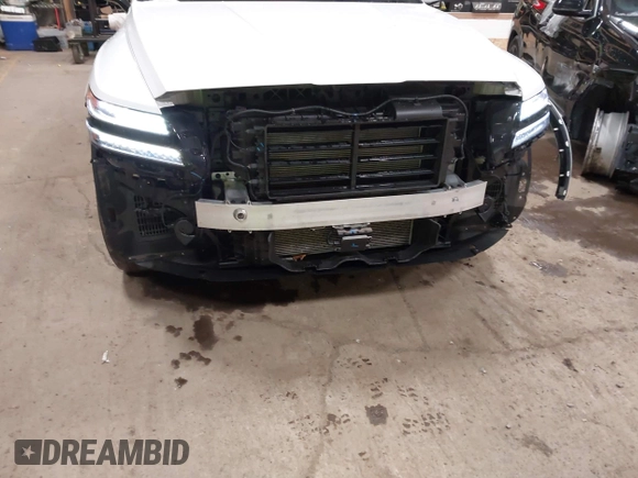 ✅ 2025 Genesis GV80 Standard • VIN: KMUHFESB3SU248409 • Лот: 44000096. Опубліковано раніше на IAAI з пробігом 39 757 миль. Безкоштовний доступ до архіву аукціонних продажів зі США та докладний звіт про історію автомобіля на DreamBid. Зображення 6.
