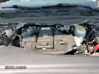 ✅ 2023 Ram 3500 Tradesman • VIN: 3C63RRGL3PG521184 • Лот: 58190675. Опубликован ранее на Copart с пробегом 121 338 миль. Бесплатный доступ к архиву аукционных продаж из США и подробный отчёт об истории автомобиля на DreamBid. Изображение 13.