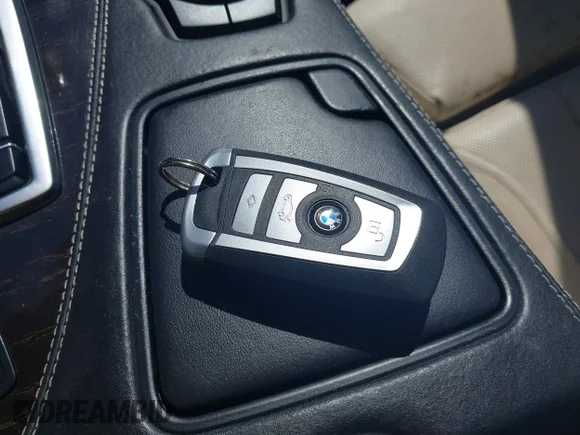 ✅ 2012 BMW 6 Series 650i • VIN: WBALZ3C5XCC397339 • Лот: 39710830. Опубликован ранее на IAAI с пробегом 59 467 миль. Бесплатный доступ к архиву аукционных продаж из США и подробный отчёт об истории автомобиля на DreamBid. Изображение 11.