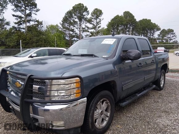 ✅ 2012 Chevrolet Silverado 1500 LT • VIN: 3GCPKSE71CG101493 • Lot: 44632376. Wystawiony na IAAI z przebiegiem 323 805 mil. Bezpłatny archiwum sprzedaży aukcyjnych z USA i szczegółowy raport historii pojazdu na DreamBid. Zdjęcie 6.