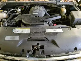 ✅ 2001 Chevrolet Suburban LS • VIN: 1GNFK16T41J286966 • Лот: 84717424. Опубликован ранее на Copart с пробегом 140 324 миль. Бесплатный доступ к архиву аукционных продаж из США и подробный отчёт об истории автомобиля на DreamBid. Изображение 14.