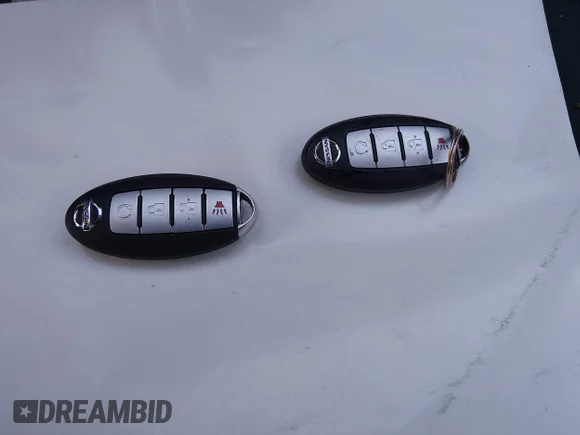 ✅ 2017 Nissan Pathfinder S • VIN: 5N1DR2MM2HC637431 • Лот: 44545367. Опубліковано раніше на IAAI з пробігом 129 515 миль. Безкоштовний доступ до архіву аукціонних продажів зі США та докладний звіт про історію автомобіля на DreamBid. Зображення 11.