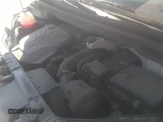 ✅ 2023 Kia Carnival EX • VIN: KNDNC5H36P6295153 • Lot: 40647122. Wystawiony na IAAI z przebiegiem 10 752 mil. Bezpłatny archiwum sprzedaży aukcyjnych z USA i szczegółowy raport historii pojazdu na DreamBid. Zdjęcie 21.