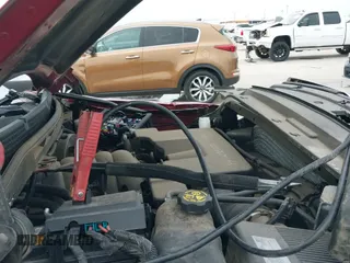 ✅ 2018 GMC Sierra 1500 Denali • VIN: 3GTP1PEC4JG379783 • Lot: 42652036. Wystawiony na IAAI z przebiegiem 95 047 mil. Bezpłatny archiwum sprzedaży aukcyjnych z USA i szczegółowy raport historii pojazdu na DreamBid. Zdjęcie 20.