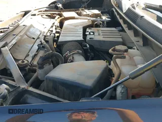 ✅ 2022 Chevrolet Silverado 1500 Custom • VIN: 1GCPABEK6NZ610179 • Lot: 43150679. Wystawiony na IAAI z przebiegiem 49 788 mil. Bezpłatny archiwum sprzedaży aukcyjnych z USA i szczegółowy raport historii pojazdu na DreamBid. Zdjęcie 19.