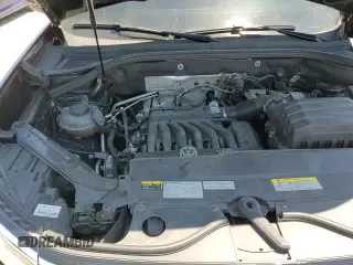 ✅ 2021 Volkswagen Atlas SE • VIN: 1V2PE2CA4MC224391 • Lot: 67951355. Listed on Copart with 60,596 mi. Free auction sales archive from the USA and detailed vehicle history report at DreamBid. Image 15.