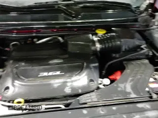 ✅ 2017 Chrysler Pacifica Touring L Plus • VIN: 2C4RC1EG8HR628352 • Lot: 92806365. Wystawiony na Copart z przebiegiem 92 769 mil. Bezpłatny archiwum sprzedaży aukcyjnych z USA i szczegółowy raport historii pojazdu na DreamBid. Zdjęcie 15.