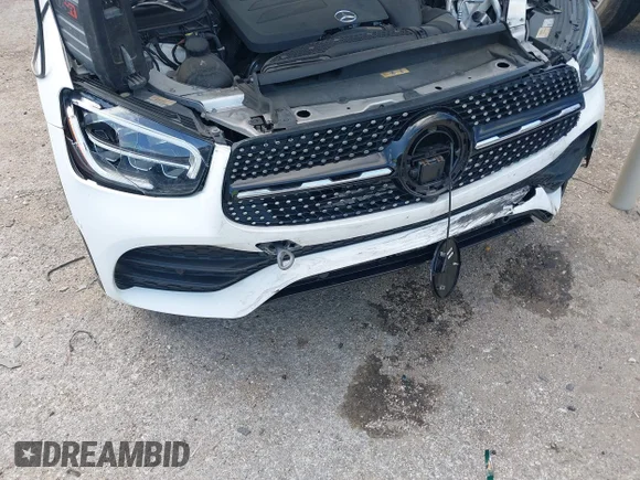 ✅ 2020 Mercedes-Benz GLC 300 • VIN: W1N0J8EB0LF853370 • Lot: 43516425. Listed on IAAI with 87,866 mi. Free auction sales archive from the USA and detailed vehicle history report at DreamBid. Image 6.