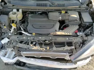 ✅ 2019 Chrysler Pacifica Touring Plus • VIN: 2C4RC1FG1KR638758 • Лот: 94081225. Опубликован ранее на Copart с пробегом 108 482 миль. Бесплатный доступ к архиву аукционных продаж из США и подробный отчёт об истории автомобиля на DreamBid. Изображение 14.