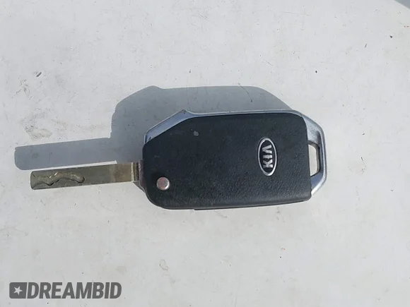 ✅ 2021 Kia Soul S • VIN: KNDJ23AU1M7754975 • Lot: 43249979. Wystawiony na IAAI z przebiegiem 92 563 mil. Bezpłatny archiwum sprzedaży aukcyjnych z USA i szczegółowy raport historii pojazdu na DreamBid. Zdjęcie 11.