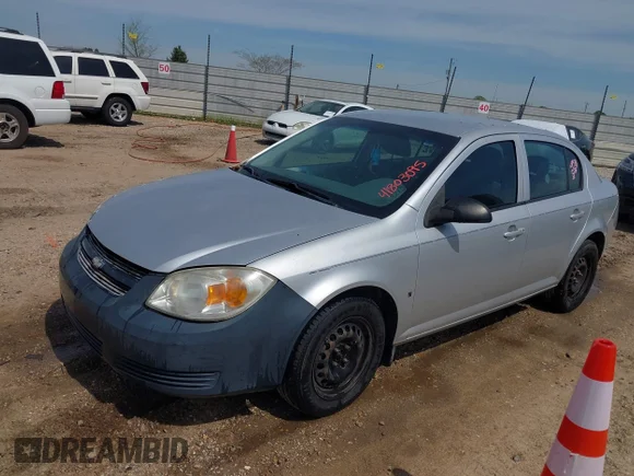 ✅ 2007 Chevrolet Cobalt LS • VIN: 1G1AK55F477126137 • Lot: 41803095. Wystawiony na IAAI z przebiegiem 221 049 mil. Bezpłatny archiwum sprzedaży aukcyjnych z USA i szczegółowy raport historii pojazdu na DreamBid. Zdjęcie 2.