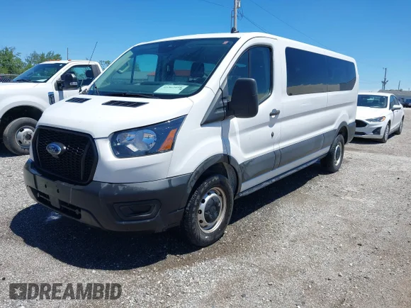 ✅ 2022 Ford Transit Passenger XLT • VIN: 1FBAX2Y84NKA14523 • Лот: 45362098. Опубликован ранее на IAAI с пробегом 115 699 миль. Бесплатный доступ к архиву аукционных продаж из США и подробный отчёт об истории автомобиля на DreamBid. Изображение 17.