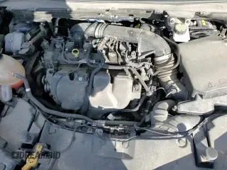 ✅ 2017 Lincoln MKC Premiere • VIN: 5LMCJ1C96HUL52314 • Lot: 92108285. Wystawiony na Copart z przebiegiem 144 110 mil. Bezpłatny archiwum sprzedaży aukcyjnych z USA i szczegółowy raport historii pojazdu na DreamBid. Zdjęcie 14.