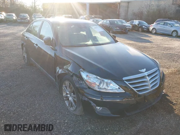 ✅ 2011 Hyundai Genesis • VIN: KMHGC4DF1BU120196 • Лот: 40887572. Опубліковано раніше на IAAI з пробігом Не вказано. Безкоштовний доступ до архіву аукціонних продажів зі США та докладний звіт про історію автомобіля на DreamBid. Зображення 1.