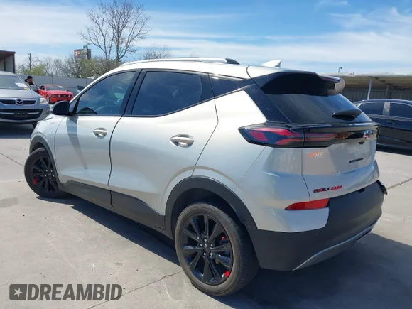 ✅ 2023 Chevrolet Bolt EUV LT • VIN: 1G1FY6S06P4183774 • Lot: 44634349. Wystawiony na IAAI z przebiegiem 14 470 mil. Bezpłatny archiwum sprzedaży aukcyjnych z USA i szczegółowy raport historii pojazdu na DreamBid. Zdjęcie 3.