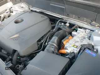 ✅ 2024 Volvo XC90 Plus • VIN: YV4H60LE9R1222808 • Lot: 43503774. Wystawiony na IAAI z przebiegiem 20 268 mil. Bezpłatny archiwum sprzedaży aukcyjnych z USA i szczegółowy raport historii pojazdu na DreamBid. Zdjęcie 19.