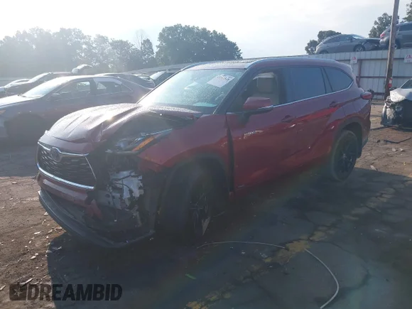 ✅ 2021 Toyota Highlander Hybrid Limited • VIN: 5TDXBRCH9MS529738 • Lot: 43245565. Wystawiony na IAAI z przebiegiem 85 653 mil. Bezpłatny archiwum sprzedaży aukcyjnych z USA i szczegółowy raport historii pojazdu na DreamBid. Zdjęcie 2.