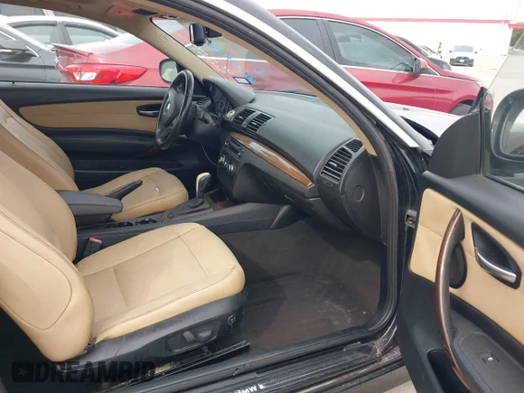 ✅ 2011 BMW 1 Series 128i • VIN: WBAUP7C5XBVK78775 • Лот: 42655993. Опубликован ранее на IAAI с пробегом 126 263 миль. Бесплатный доступ к архиву аукционных продаж из США и подробный отчёт об истории автомобиля на DreamBid. Изображение 5.