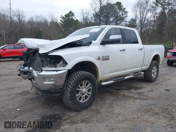 ✅ 2018 Ram 2500 Laramie • VIN: 3C6UR5FL2JG204745 • Лот: 38568855. Опубліковано раніше на IAAI з пробігом 132 338 миль. Безкоштовний доступ до архіву аукціонних продажів зі США та докладний звіт про історію автомобіля на DreamBid. Зображення 2.
