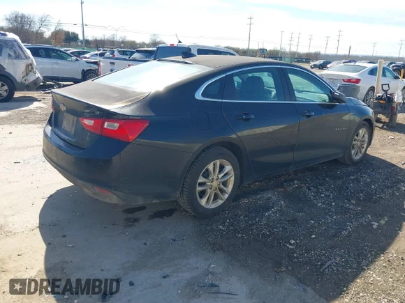 ✅ 2018 Chevrolet Malibu LT • VIN: 1G1ZD5ST5JF137829 • Lot: 44253540. Wystawiony na IAAI z przebiegiem 205 245 mil. Bezpłatny archiwum sprzedaży aukcyjnych z USA i szczegółowy raport historii pojazdu na DreamBid. Zdjęcie 4.